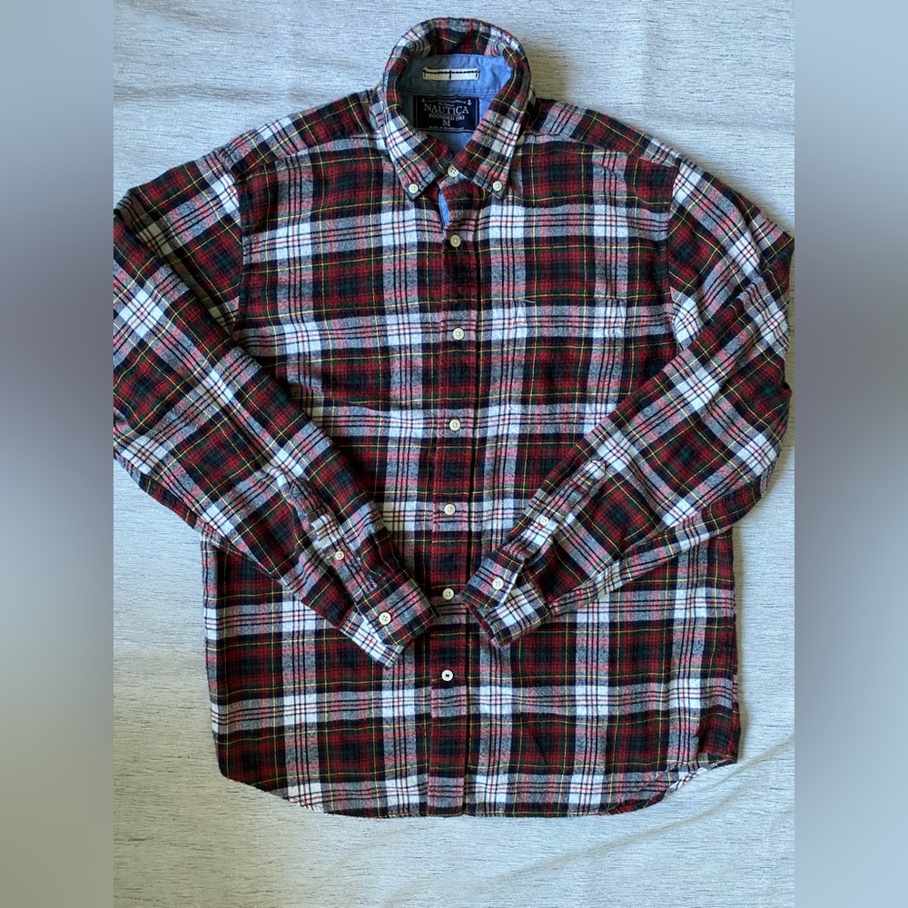 Nautica Red, White & Green Plaid Button-Down Shirt size M